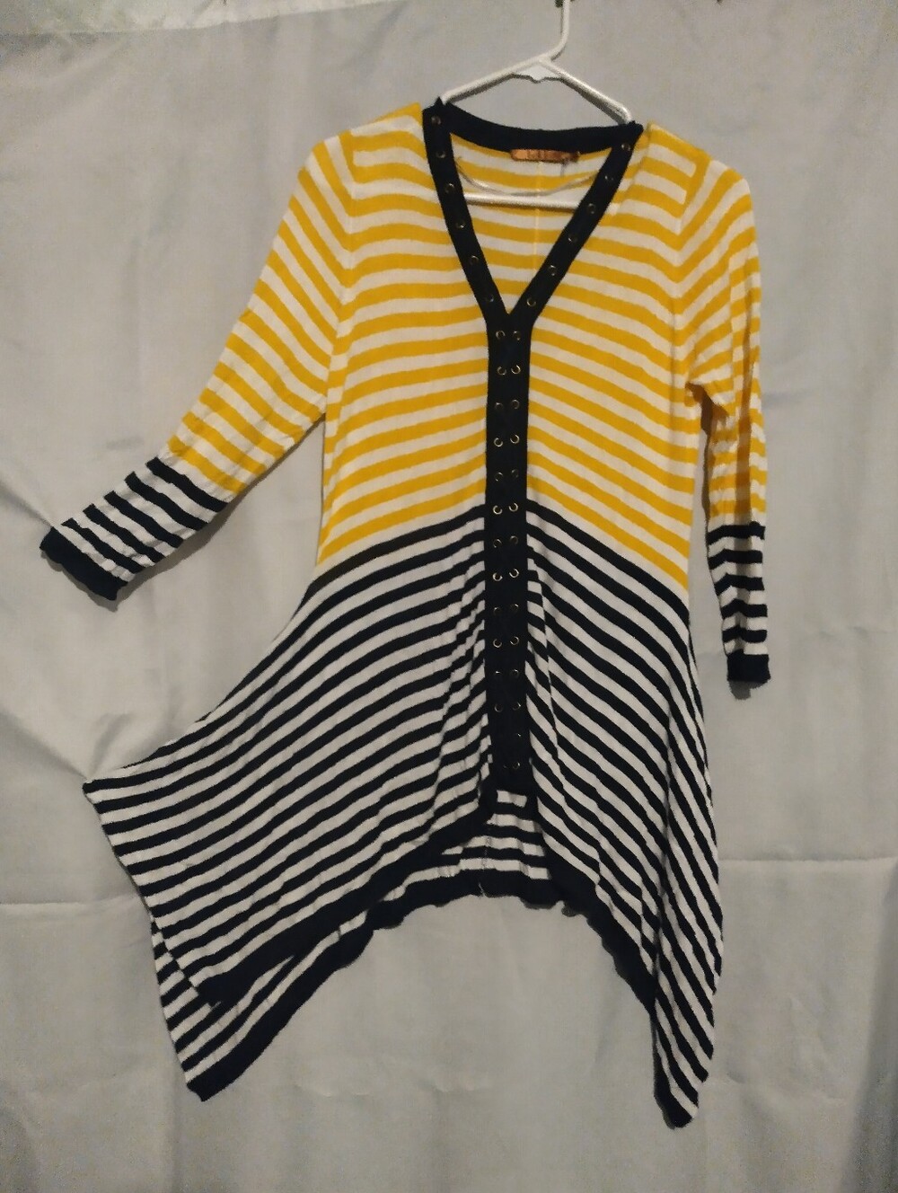 ♥️3/$15 Belldini Yellow White and Navy Blue Striped V‑Neck Asymmetric Tunic